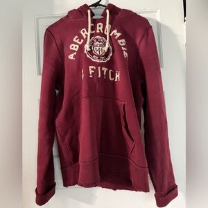 Abercrombie & Fitch Men's Maroon Crewneck Sweater